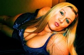 Renee Ross - Kiss Kiss