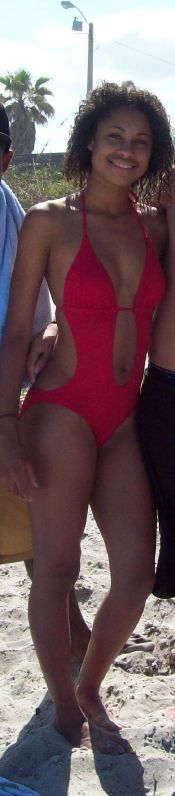 Alivia Campbell - Beach