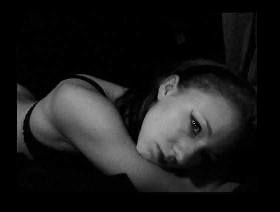 Nicole - Photograph 3.