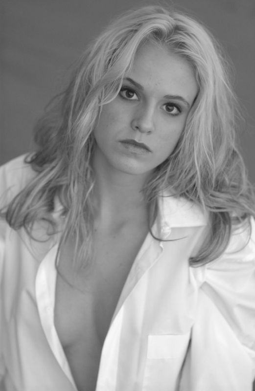 Kaitlyn Brielle - What big eyes...