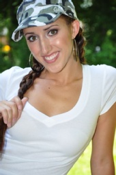 Sara Dusza - SKD_July 2009.