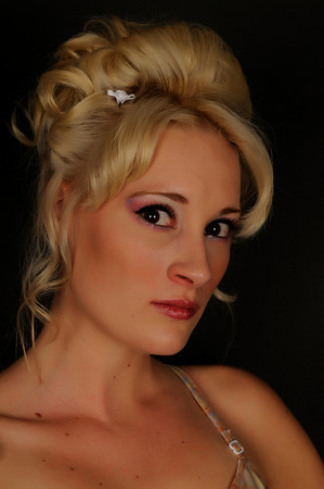 Alisha - Beauty Head Shot