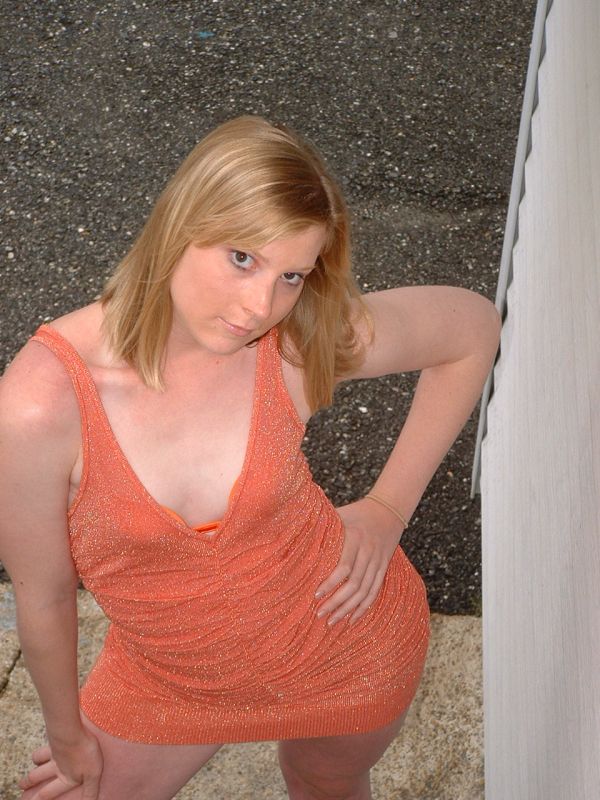 LJ - orange dress