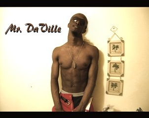 Ken_DaVille - Do you like my Bod? I know you do...keep looking