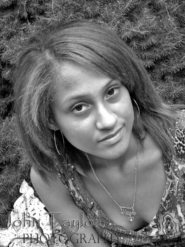 NEYSA RIVERA - beauty