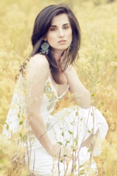 MADALINA COMAN - In the field