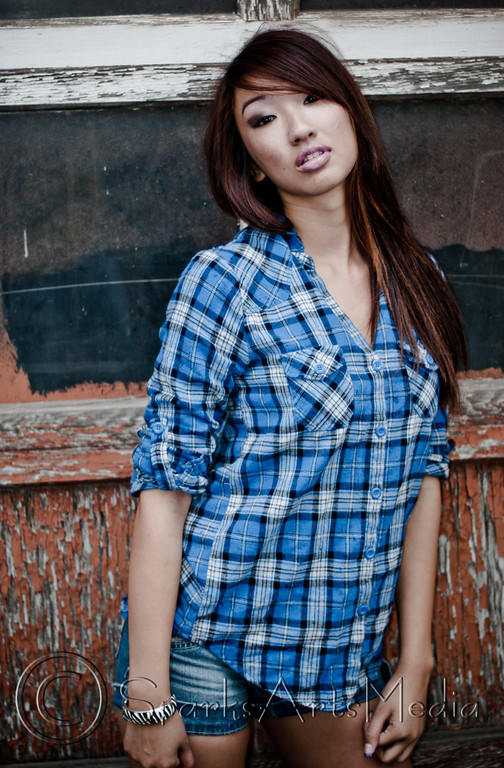 IdaTboss - Out at the barn