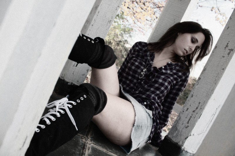 Cassie-Angel - Chucks 1