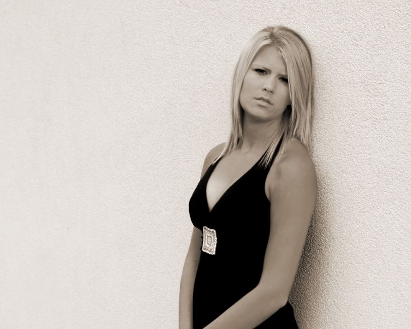 linzstrong - Copyright: Jill Hafner