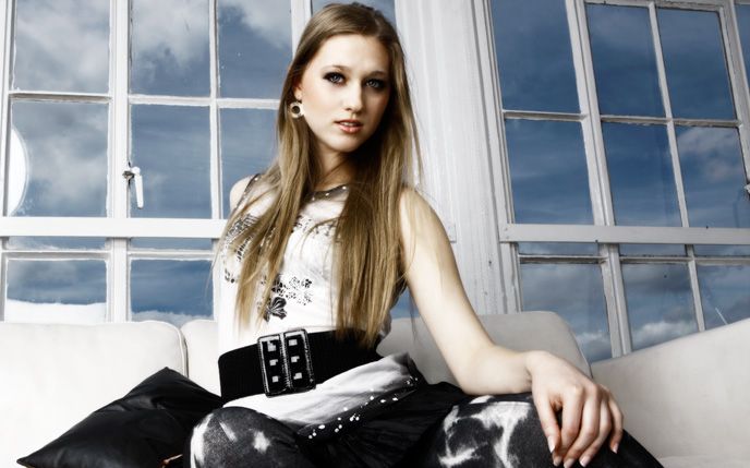Kara Jones - Rock chick