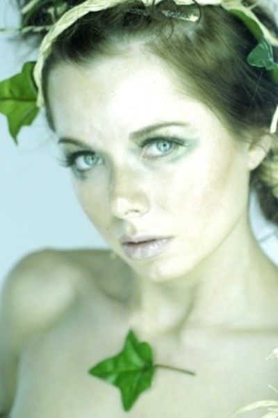 Jamie Campbell - ivy