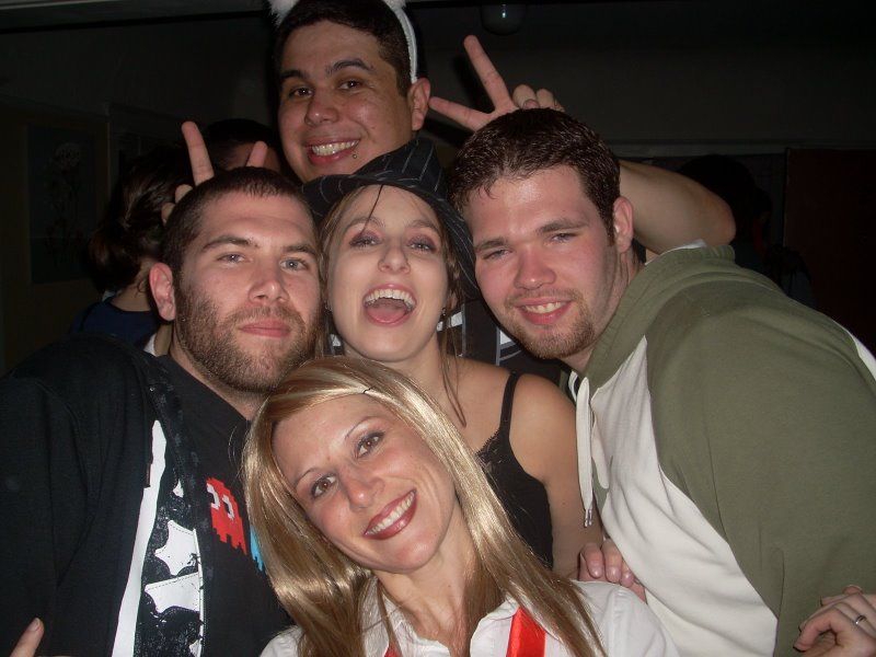 tara Lee - friends