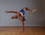 Yoshio Chandler - Capoeira Jumps