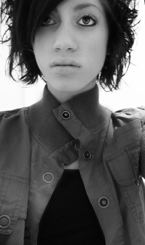 cee martini - black & white .