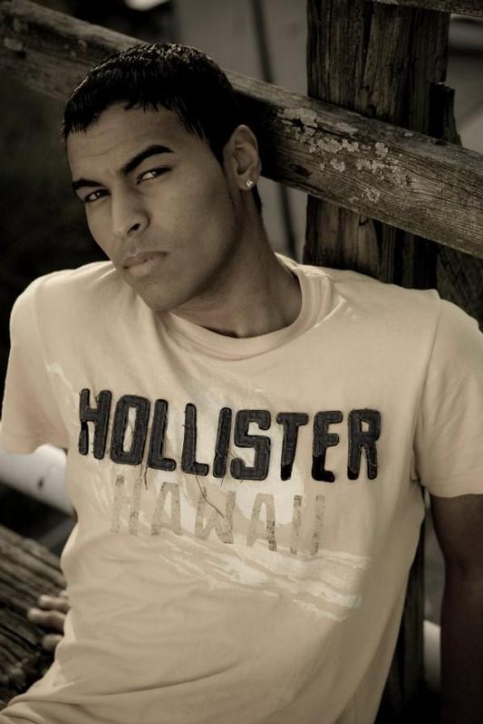 Elliott Burgos