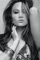 Jennifer Brenchley - Headshot