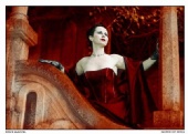 Q-Gina - Red Garden
