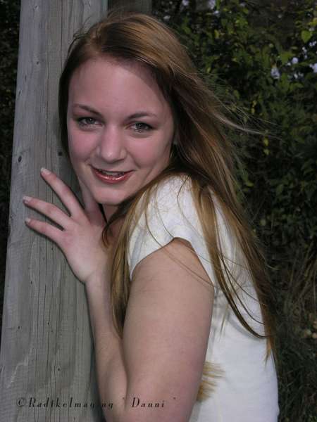 Danni - face