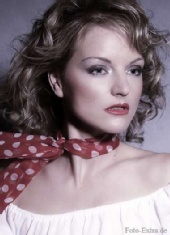 Katja Zimmermann - far away