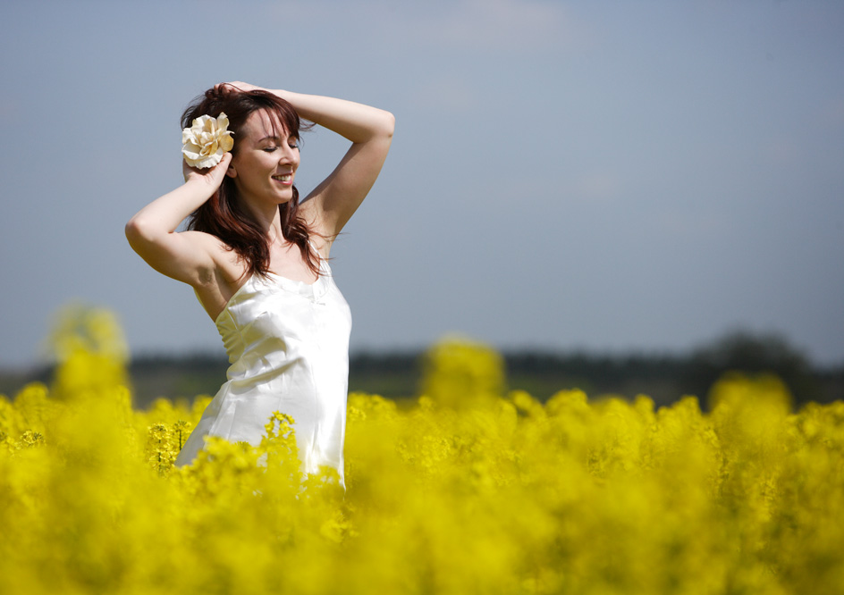 Ros - Summer Makes Me Smile