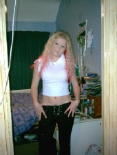 katrina maggs - me recent pic taken 14 dec 2003