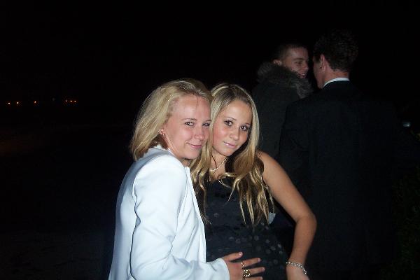 olson twin lookalike