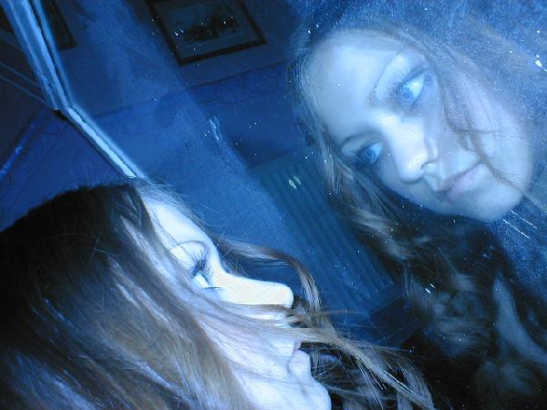 Hollie McHugh - mirror image