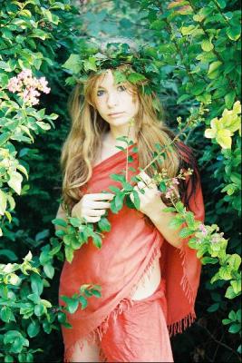 Kathleen Snooks - Green & Red