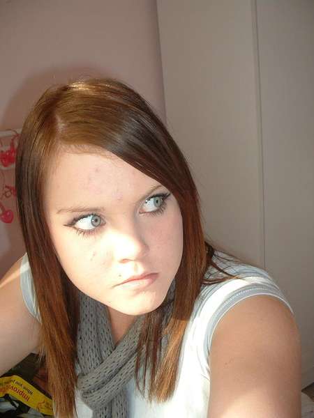 jade regan - email (onewingedangel_14@hotmail.com)