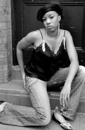 ladylava - blk n white