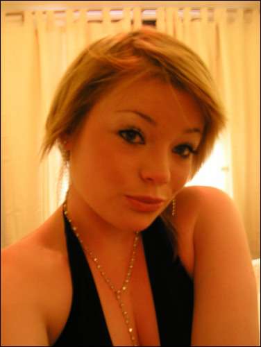 Leanne - x.. me ..x