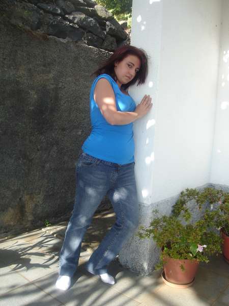 Laura - by the wall