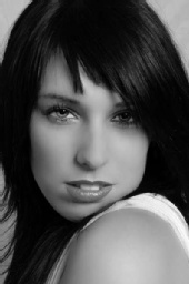 Danielle Morriss - Main Headshot