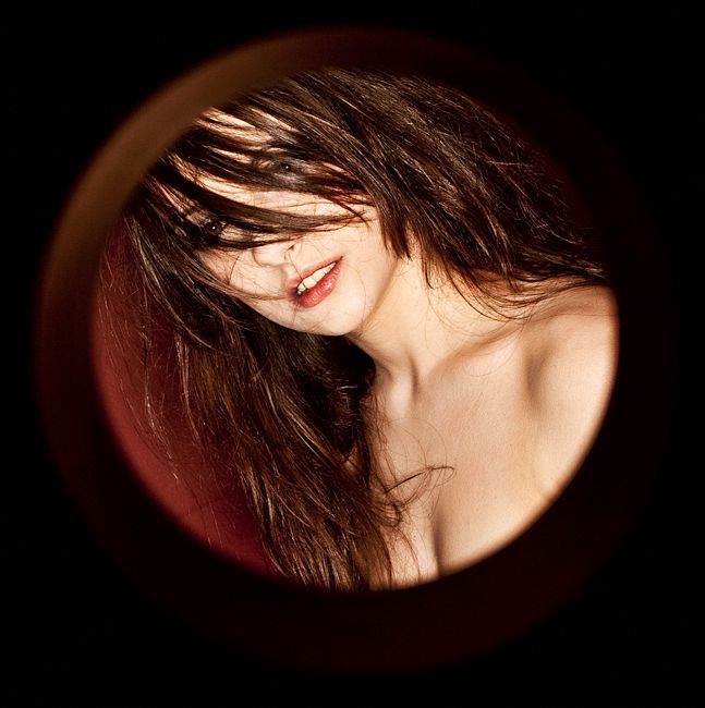 artists muse 3 - ring headshot