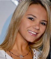 Earle Sulli - Tiffany Larson