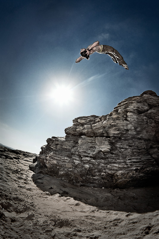 Jonathan Lucas - 'Relax': Daniel Ilabaca