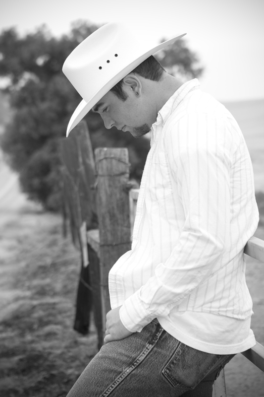 Johnny J Lopez