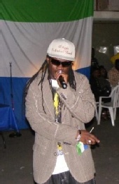 El Kizzle - Performing live in Los Angeles