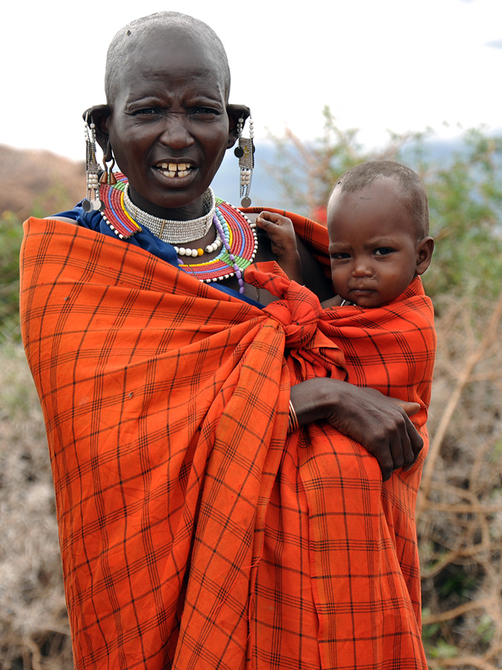 Winnie Tong - Maasai woman and child