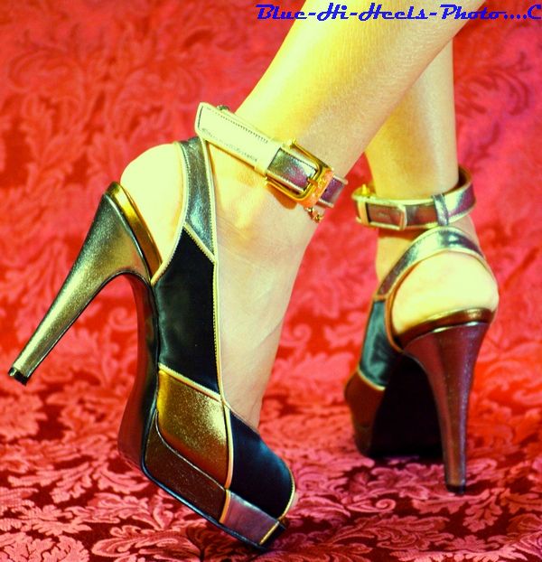 Blue Hi-Heels Photo