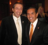 Hayavi Moradi - Hayavi & LA Mayor