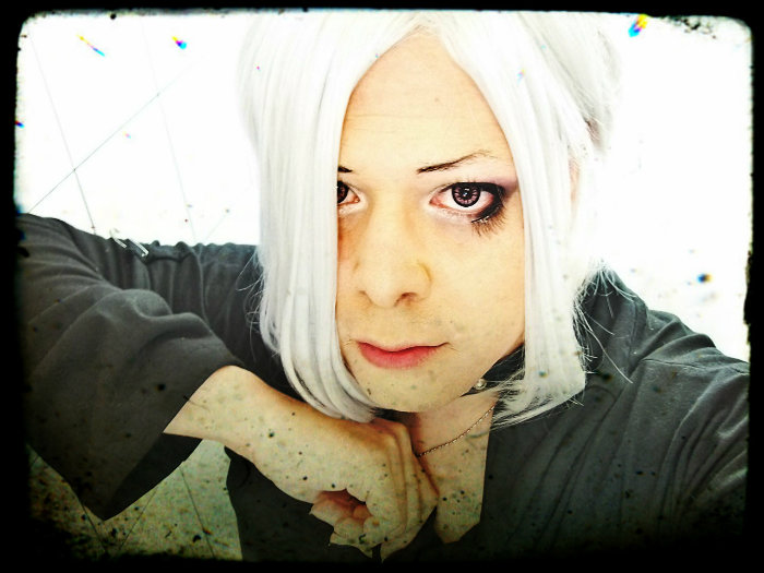darkcuredvd@gmail.com