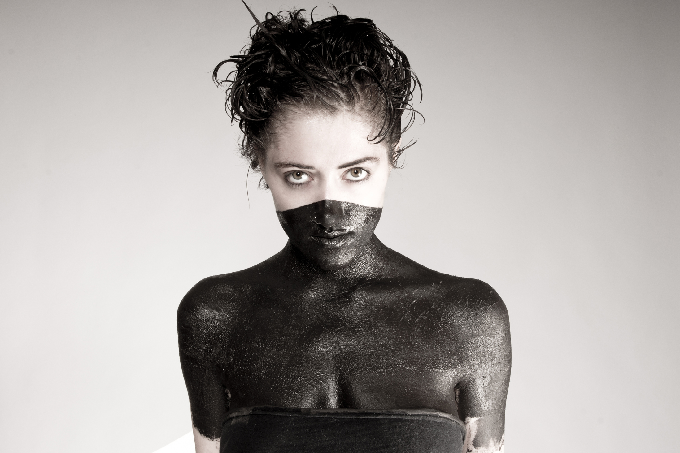 Natalia - Taylor : wrist magazine cover shoot