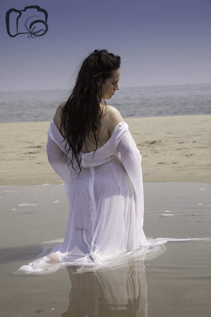 Leeon Photography - Intimate Beach